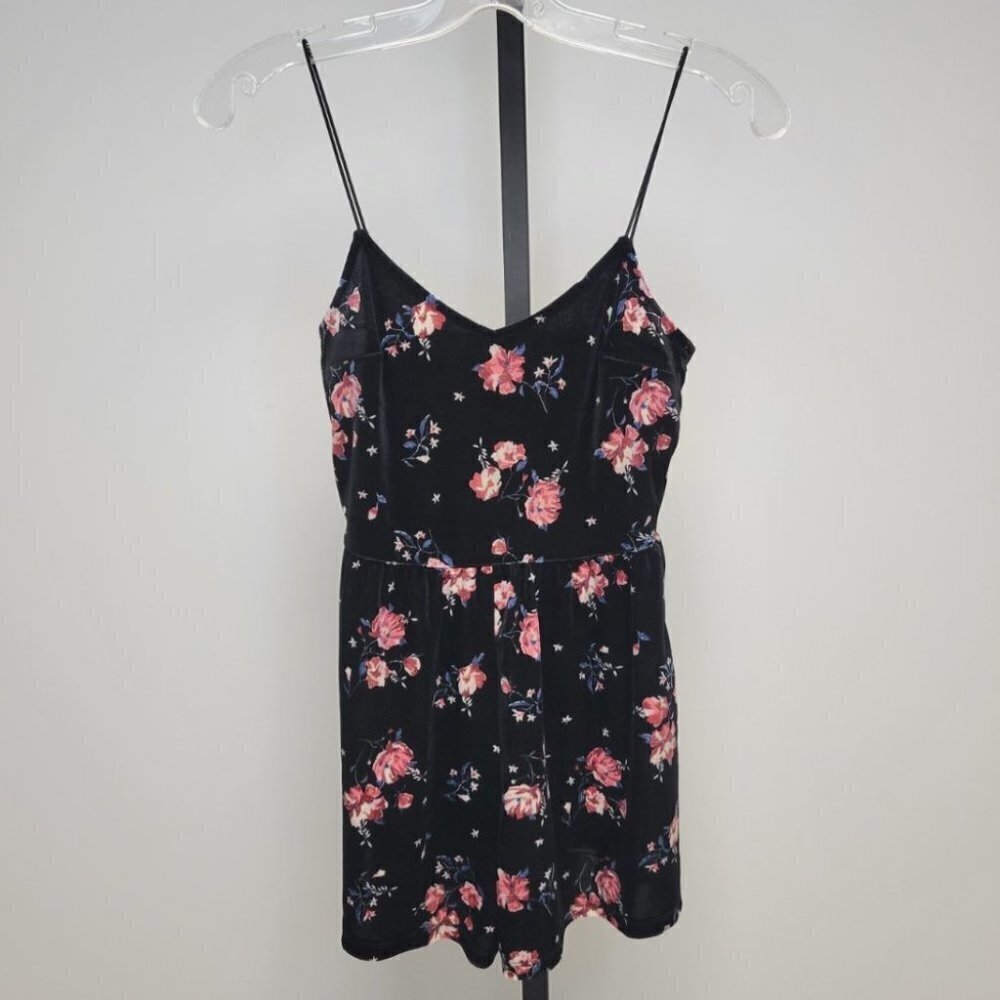 H&M  Divided Velvet Romper